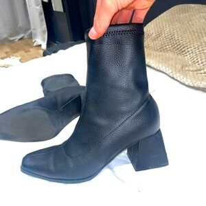 COPY - Primark Black Block Heel Ankle Boots